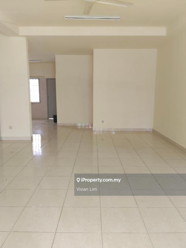 Rumah Teres 3-Tingkat untuk Dijual di Bukit Jambul, Bayan Lepas oleh Vivian Lim - iProperty.com.my