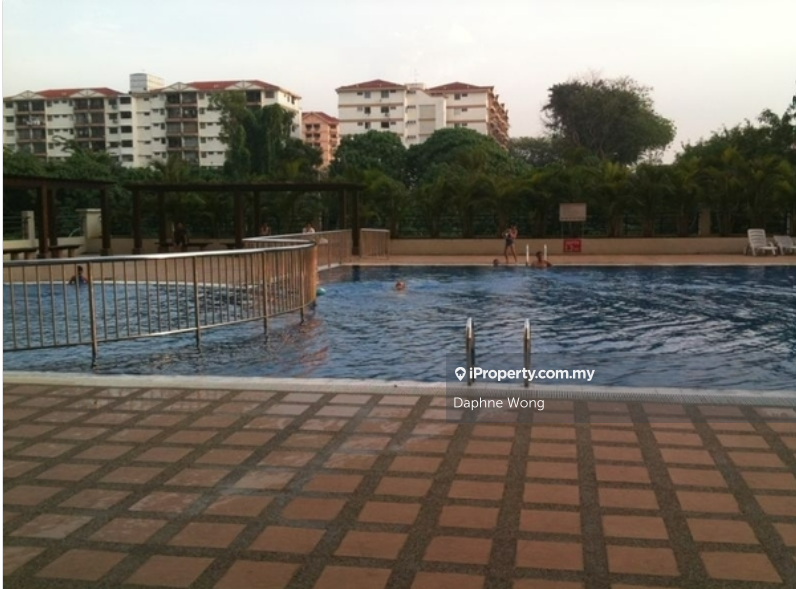 Kondominium untuk Dijual di Dynasty Garden Condominium oleh Daphne Wong - iProperty.com.my