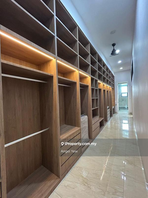 Banglo untuk Dijual di Country Heights Damansara, Kuala Lumpur oleh Angel Yew - iProperty.com.my