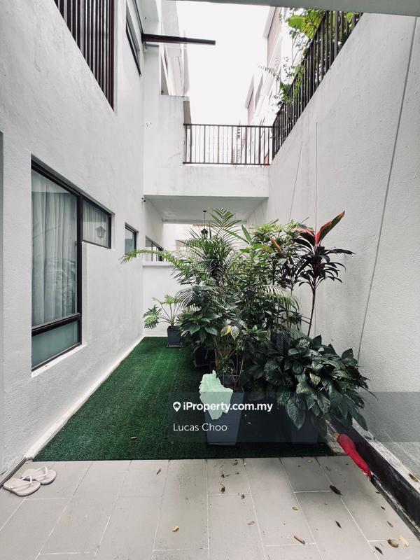 3.5-storey Terraced House for Sale in Embun Kemensah Courtyard Villa, Ulu Kelang by Lucas Choo - iProperty.com.my