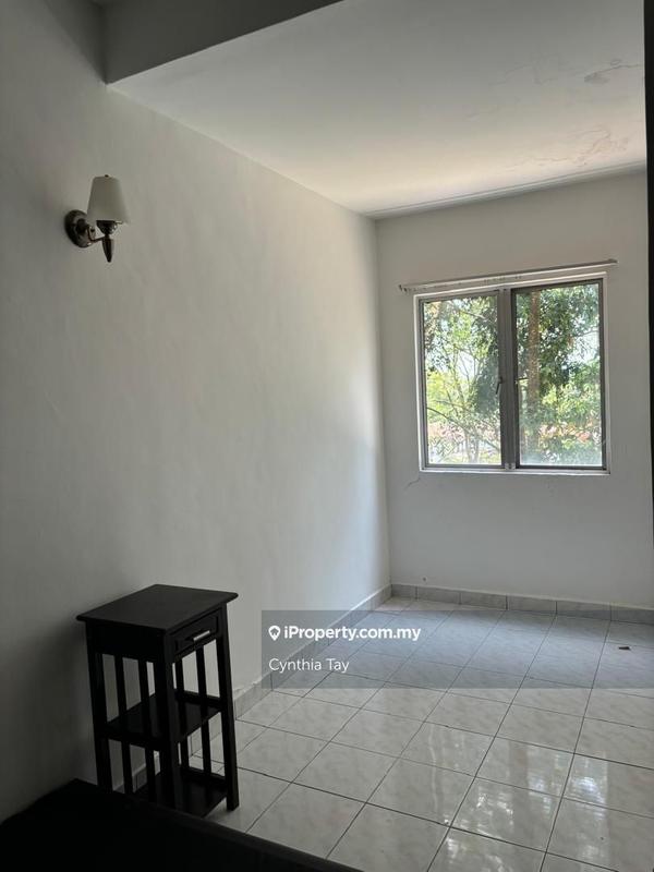 Apartment for Sale in Spanish Villa by Cynthia Tay - iProperty.com.my