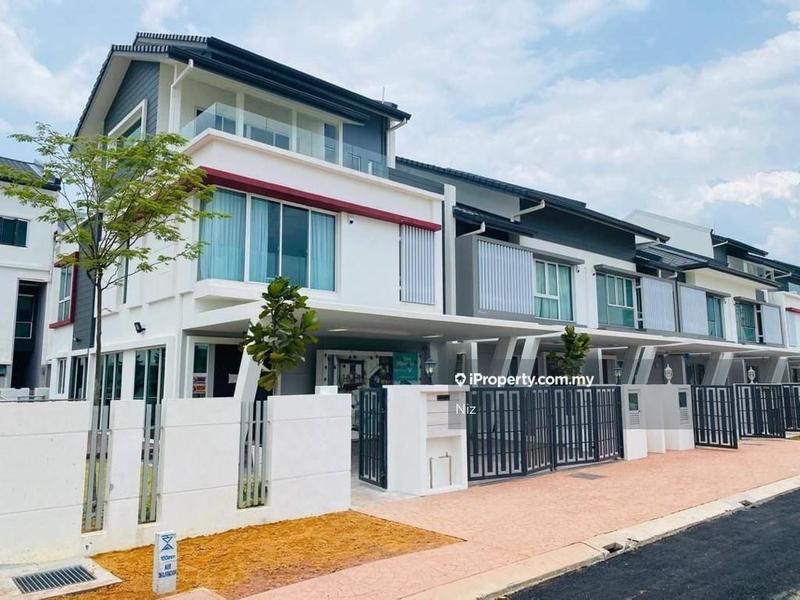Rumah Berangkai 2 Tingkat untuk Dijual di Aurora Residence, Cyberjaya oleh Niz - iProperty.com.my