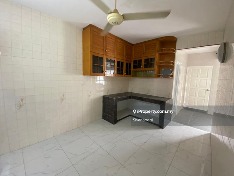 Rumah Teres 2-Tingkat untuk Dijual di Teluk Gadong, Klang oleh Sivanandhi - iProperty.com.my
