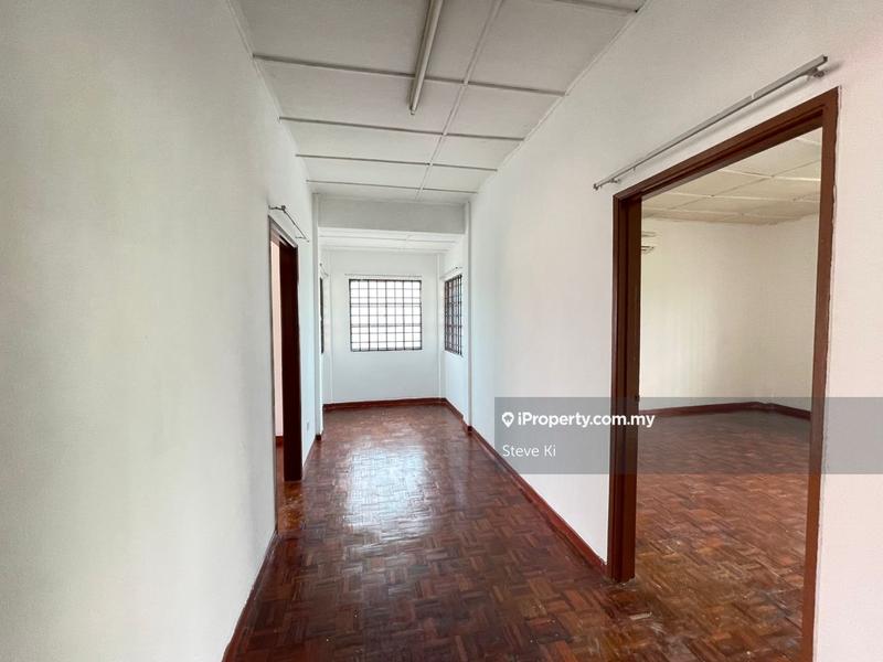Rumah Berangkai 2 Tingkat untuk Dijual di Kota Kemuning, Berjaya Park, Shah Alam oleh Steve Ki - iProperty.com.my