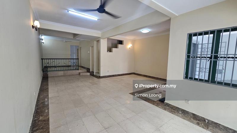 Rumah Berangkai 2 Tingkat untuk Disewa di Bukit Jelutong, Shah Alam oleh Simon Leong - Living Room - iProperty.com.my