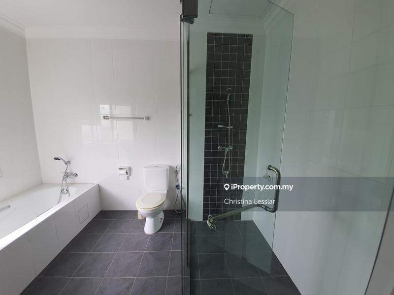 Rumah Teres 2.5-Tingkat untuk Dijual di USJ Heights, Subang Jaya oleh Christina Lesslar - iProperty.com.my