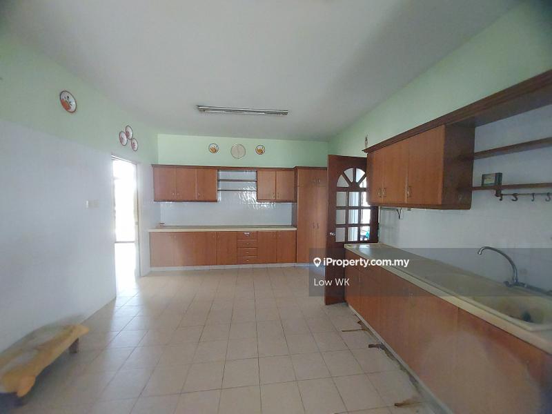 Bungalow House for Sale in Bandar Baru Sri Petaling, Sri Petaling by Low WK - iProperty.com.my