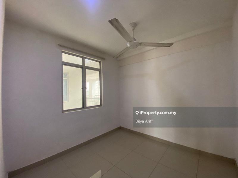 For Sale - Suasana Lumayan