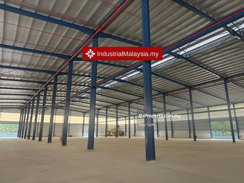 For Sale - Big Factory 10 acres Jenjarom Banting Cheeding