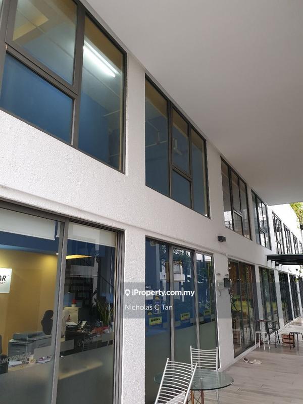Kediaman Servis untuk Dijual di Centrio Pantai Hillpark oleh Nicholas C Tan - iProperty.com.my