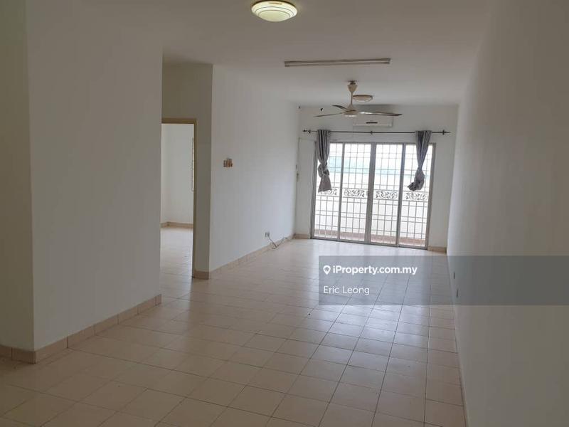 For Sale - Serdang Villa Apartment