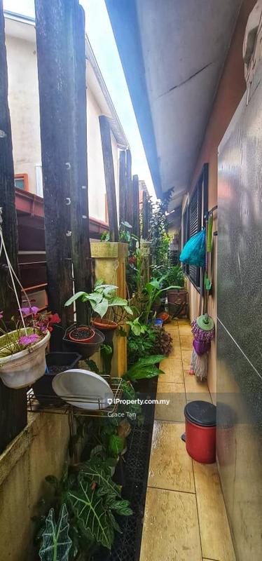 Bungalow House untuk Dijual di Bandar Putra Permai, Seri Kembangan oleh Grace Tan - iProperty.com.my