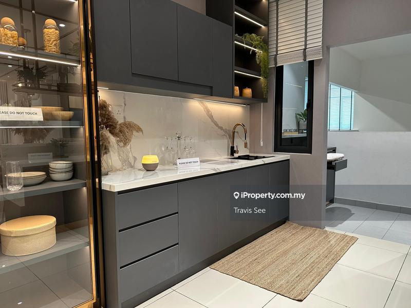 Condominium for Sale in Amira Residence by Travis See - iProperty.com.my