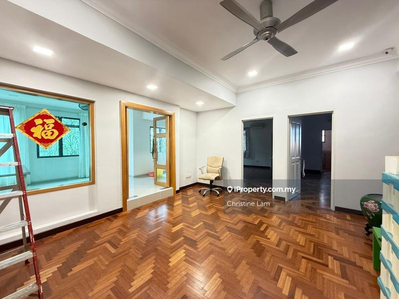 Rumah Berkembar untuk Dijual di Kota Kemuning, Shah Alam oleh Christine Lam - iProperty.com.my
