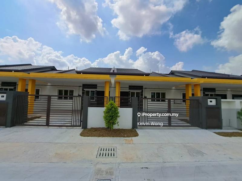 Rumah Teres 1-Tingkat untuk Dijual di pulau indah,taman perigi nenas, Klang oleh Kelvin Wong - Exterior - iProperty.com.my