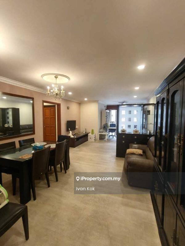 Condominium for Sale in Puncak Nusa Kelana by Ivan Kok - Living Room - iProperty.com.my