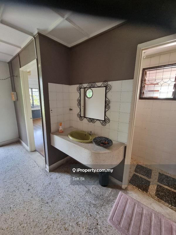 Bungalow House for Sale in Seksyen 6, Shah Alam by Teh Bk - iProperty.com.my
