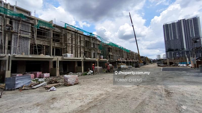 Rumah Berangkai 3 Tingkat untuk Dijual di Happy Garden, Kuchai Lama oleh TOMMY CHIENG - iProperty.com.my