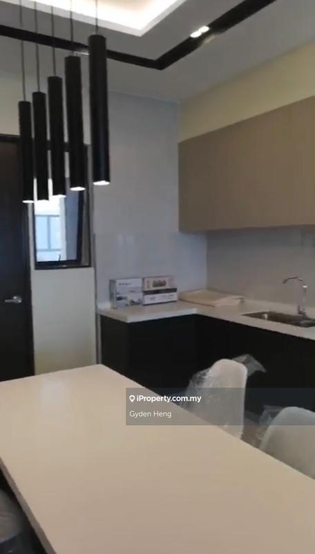 Condominium for Sale in Bay Laurel @ Country Garden Danga Bay by Gyden Heng - iProperty.com.my
