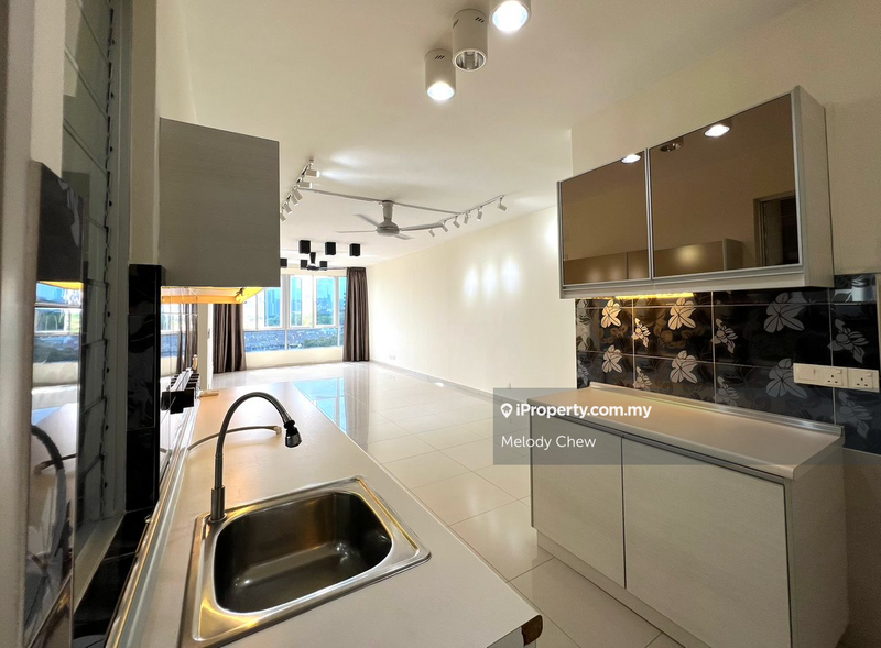 For Sale - Menjalara 18