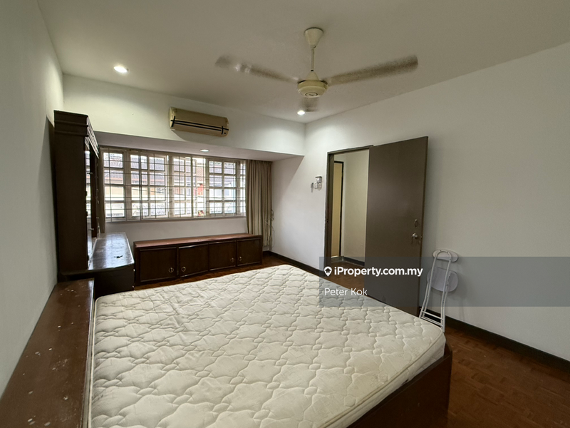 Rumah Berangkai 2 Tingkat untuk Dijual di SS2, Petaling Jaya oleh Peter Kok - iProperty.com.my