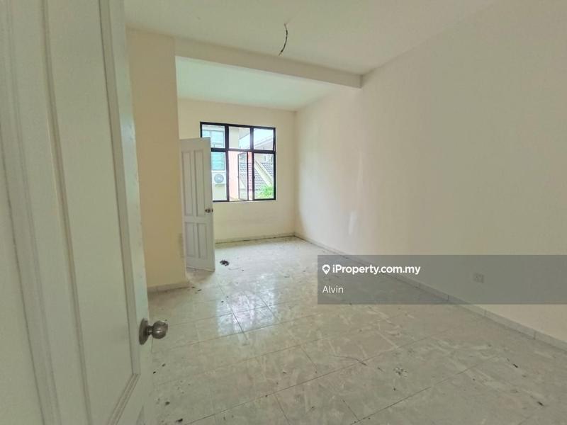 Rumah Berkembar untuk Dijual di Taman Desa Idaman, Durian Tunggal oleh Alvin - iProperty.com.my