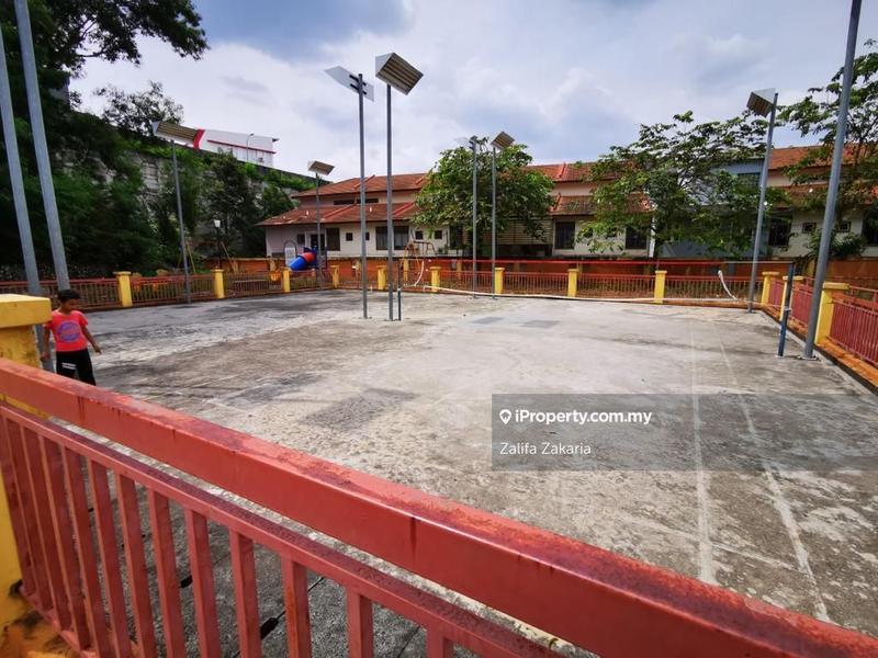 Apartment for Sale in Serdang Villa Apartment by Zalifa Zakaria - iProperty.com.my