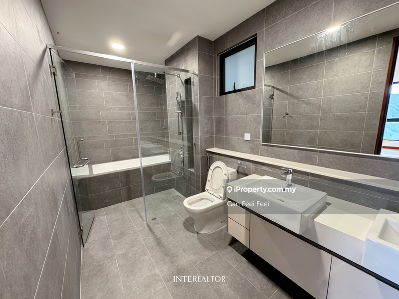 For Sale - Muze @ PICC