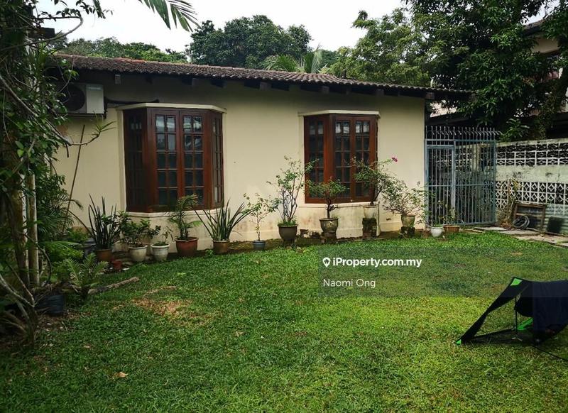 Bungalow House untuk Dijual di Seksyen 12, Petaling Jaya oleh Naomi Ong - iProperty.com.my