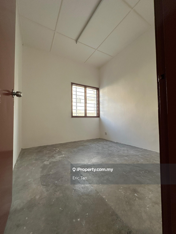 Rumah Teres untuk Dijual di Usj 12, Subang Jaya oleh Eric Tan - iProperty.com.my