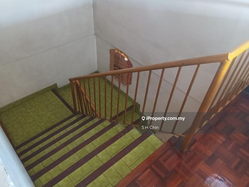 Bungalow House for Sale in Ampang Jaya, Ampang by S.H Chin - iProperty.com.my