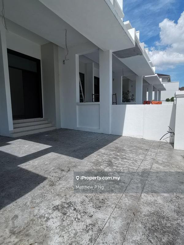 Rumah Teres 3-Tingkat untuk Dijual di Stramax Residence, Sungai Ara oleh Matthew P'Ng - iProperty.com.my