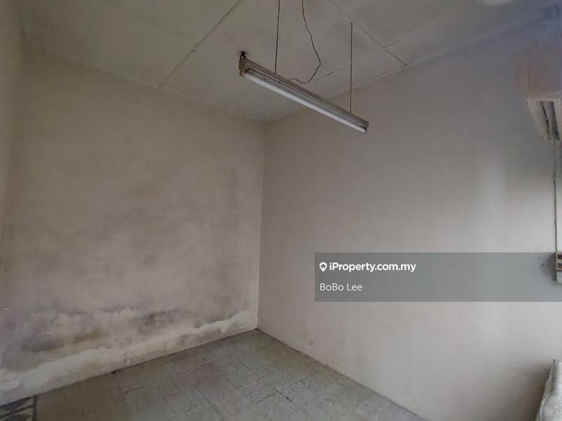 Rumah Berangkai 1 Tingkat untuk Dijual di Taman Overseas Union (Taman Oug), Jalan Klang Lama (Old Klang Road) oleh BoBo Lee - iProperty.com.my
