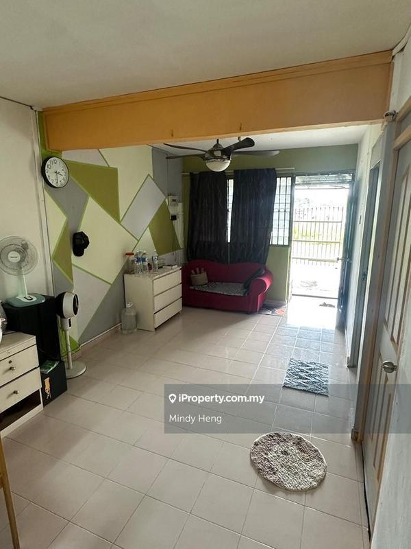 For Sale - Flat Taman Ungku Tun Aminah