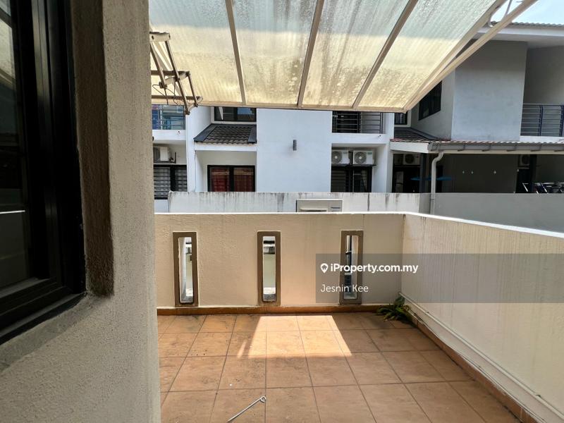 3-storey Terraced House for Sale in Lake Fields, Sungai Besi by Jesnin Kee - iProperty.com.my