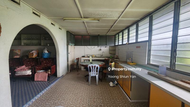 Bungalow House untuk Dijual di Kampung Bandar Hilir, Melaka City oleh Yoong Shiun Yan - Kitchen - iProperty.com.my