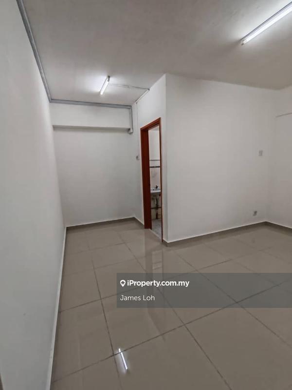 For Rent - Menara Megah