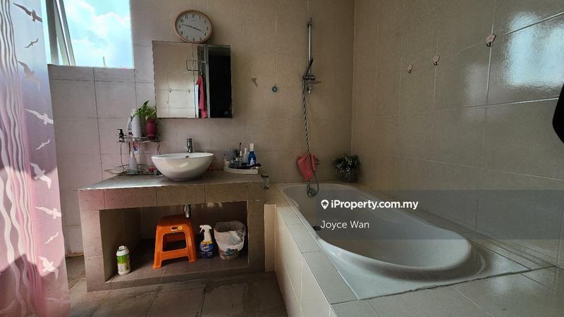 Kediaman Servis untuk Dijual di Subang Olives Residence oleh Joyce Wan - iProperty.com.my