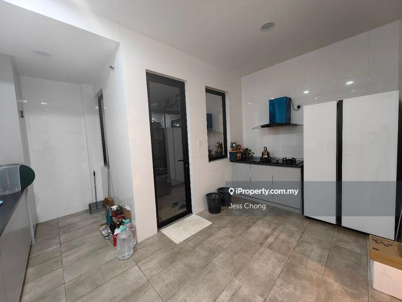 Rumah Teres 3-Tingkat untuk Dijual di Sierra 6 @ Bandar 16 Sierra, Puchong oleh Jess Chong - iProperty.com.my