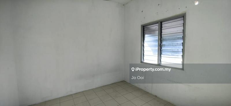 2-storey Terraced House for Sale in Bandar Putra Permai, Seri Kembangan by Jo Ooi - iProperty.com.my