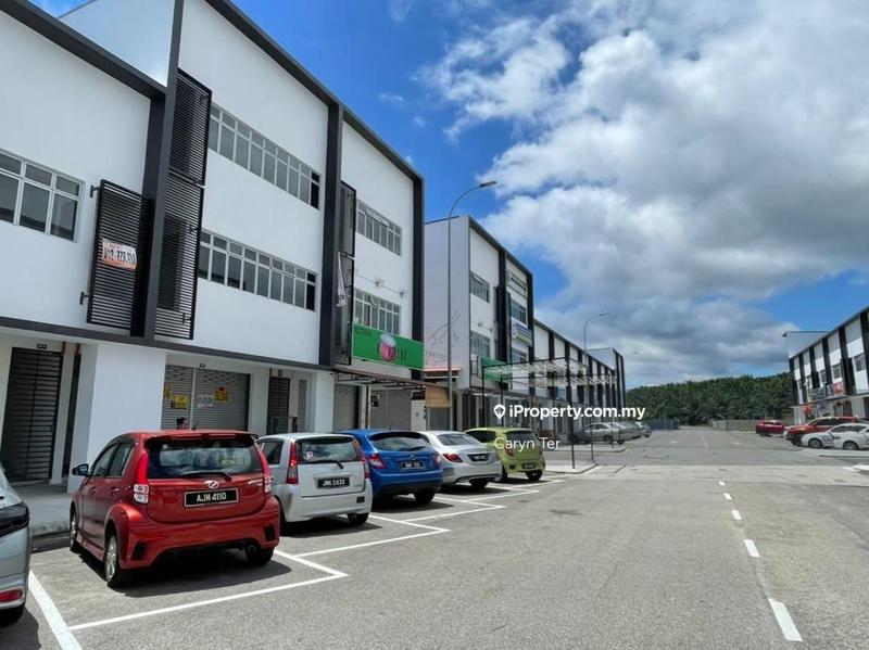 For Sale - Bandar Indahpura ( 2 Adjoining Unit ) Double Storey Shoplot