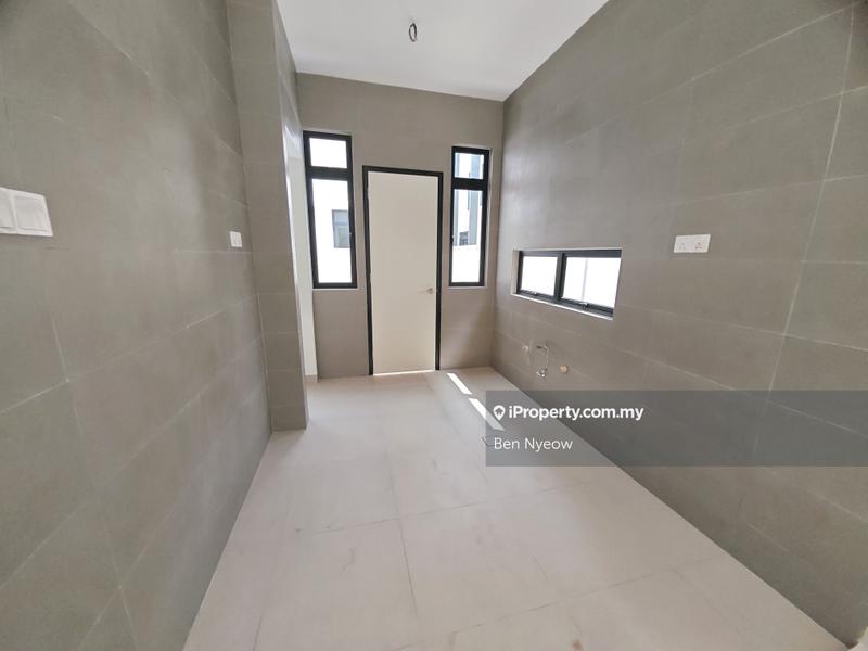 Rumah Berkembar untuk Dijual di Taman Sutera, Johor Bahru oleh Ben Nyeow - iProperty.com.my