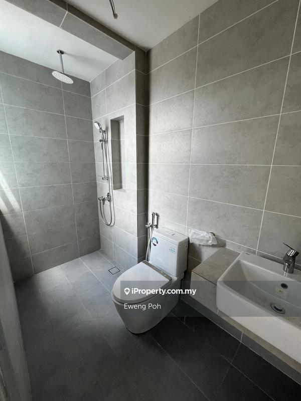 4.5-storey Terraced House for Sale in Ampang, Ampang by Eweng Poh - iProperty.com.my