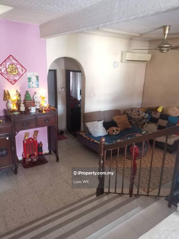 Rumah Teres 2-Tingkat untuk Dijual di Happy Garden, Kuchai Lama oleh Low WK - iProperty.com.my