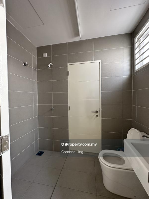 Rumah Berangkai 2 Tingkat untuk Dijual di Taman Ara Sendayan, Bandar Sri Sendayan oleh Osmond Ling - iProperty.com.my