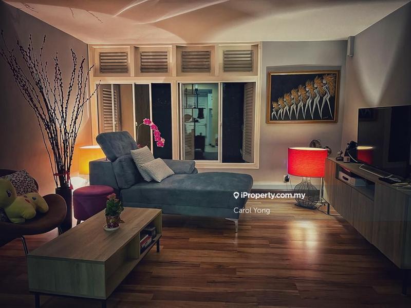 For Sale - Nadia Parkfront