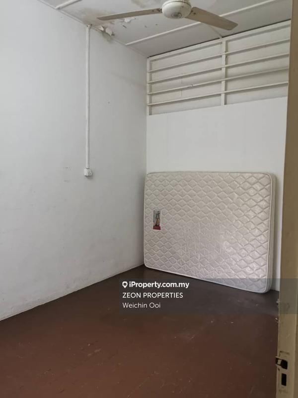 2-storey Terraced House for Sale in Gurney Drive, George Town by Weichin Ooi - iProperty.com.my