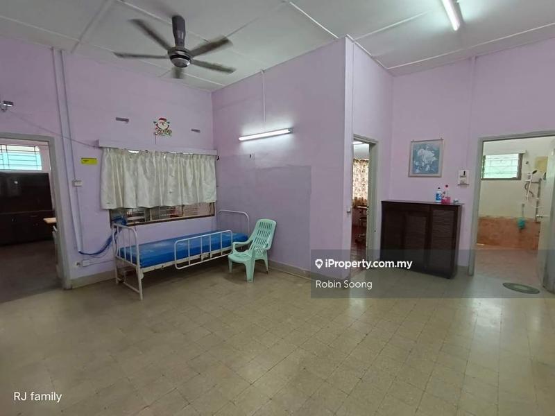 Bungalow House for Sale in Taman Sin Hoe, Bukit Baru by Robin Soong - iProperty.com.my