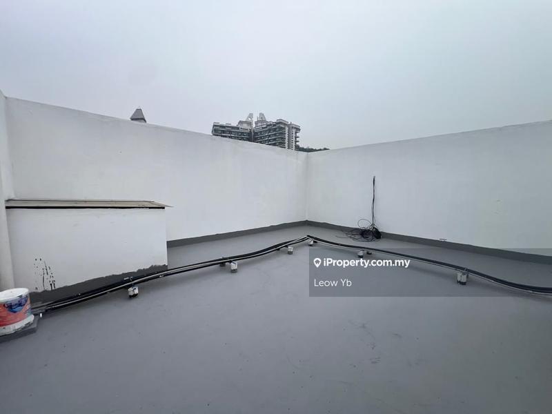 Rumah Berangkai 4 Tingkat untuk Dijual di Empire Residence, Damansara Perdana, Damansara Perdana oleh Leow Yb - iProperty.com.my