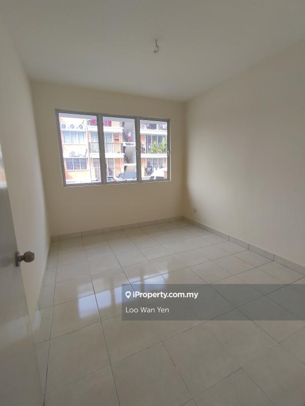 Apartment for Sale in Villa Residence by Loo Wan Yen - iProperty.com.my